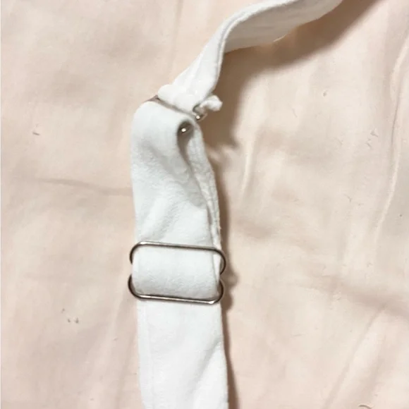 Monteau White Halter Top with Gold Buttons - Picture 4 of 6